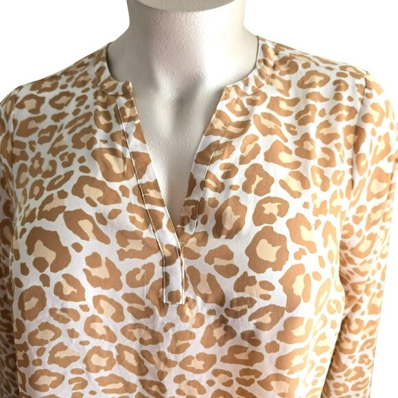 Torrid Womens Leopard Print Blouse Size 1 Tan & White V-Neck Long Sleeve JJ3876 - Picture 7 of 10